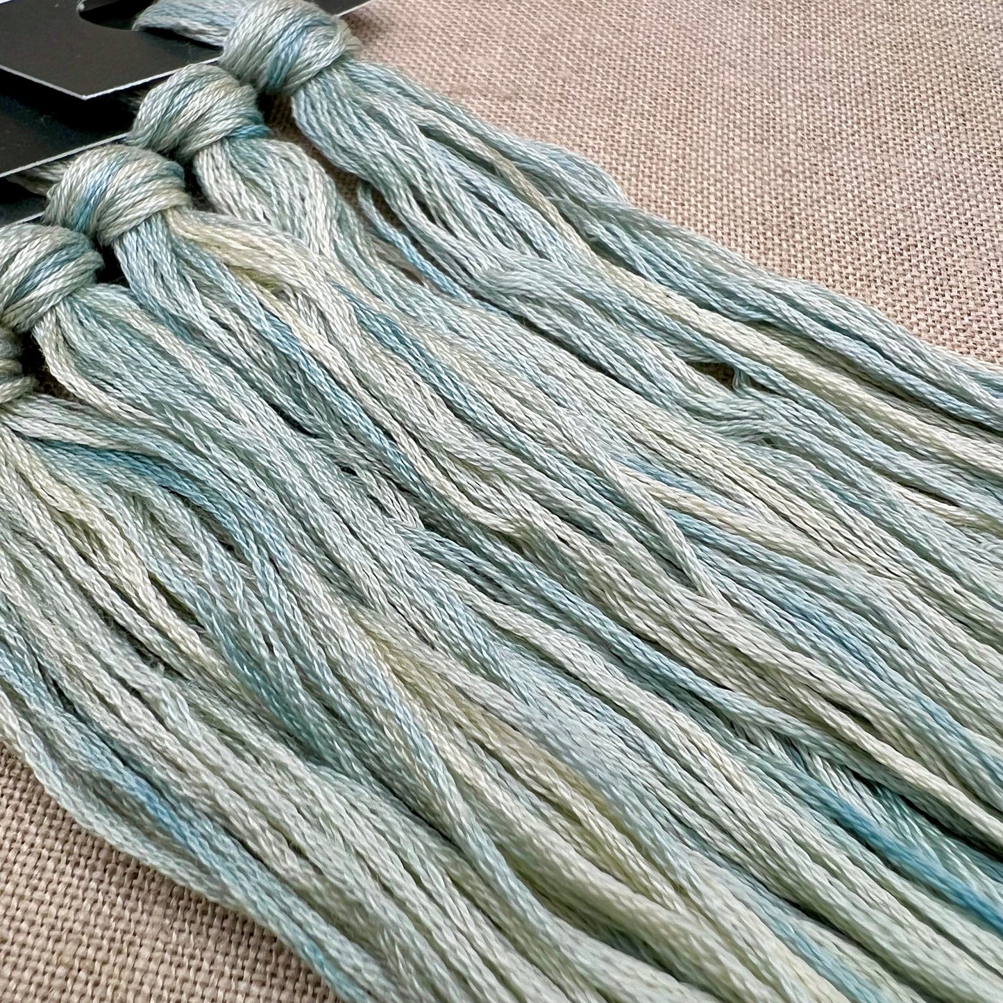 Roxy Floss Collection 8yd Powdered Up