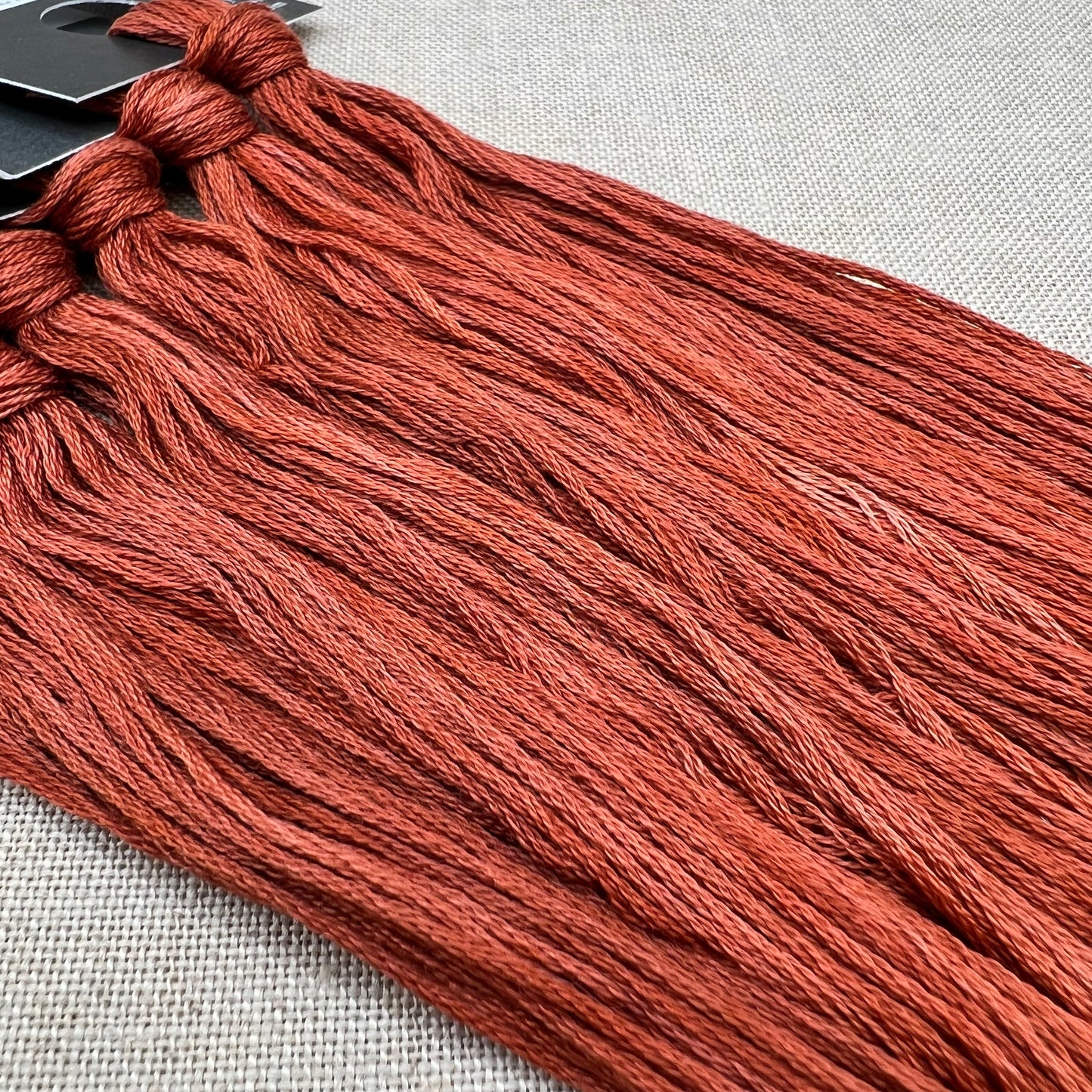 Roxy Floss Collection 8yd Craisins