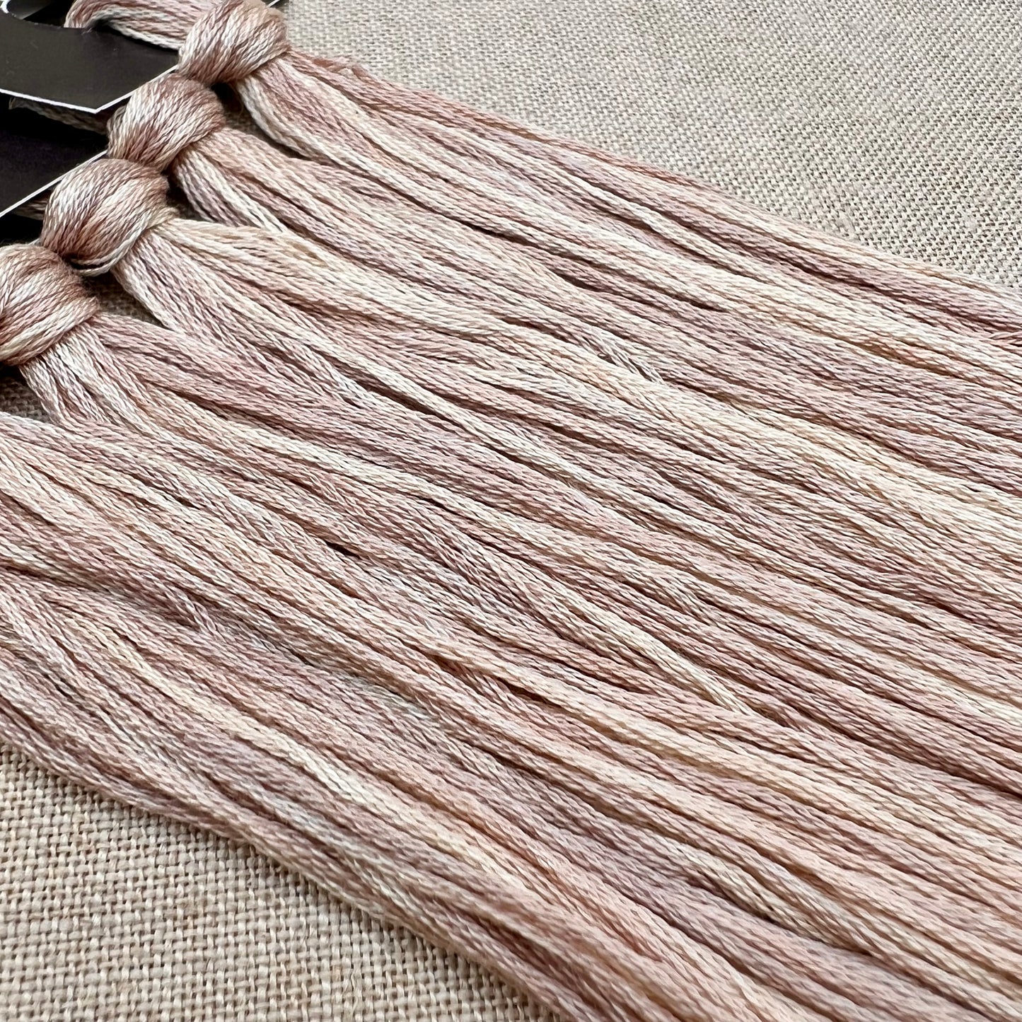 Roxy Floss Collection 8yd Hourglass OOAK