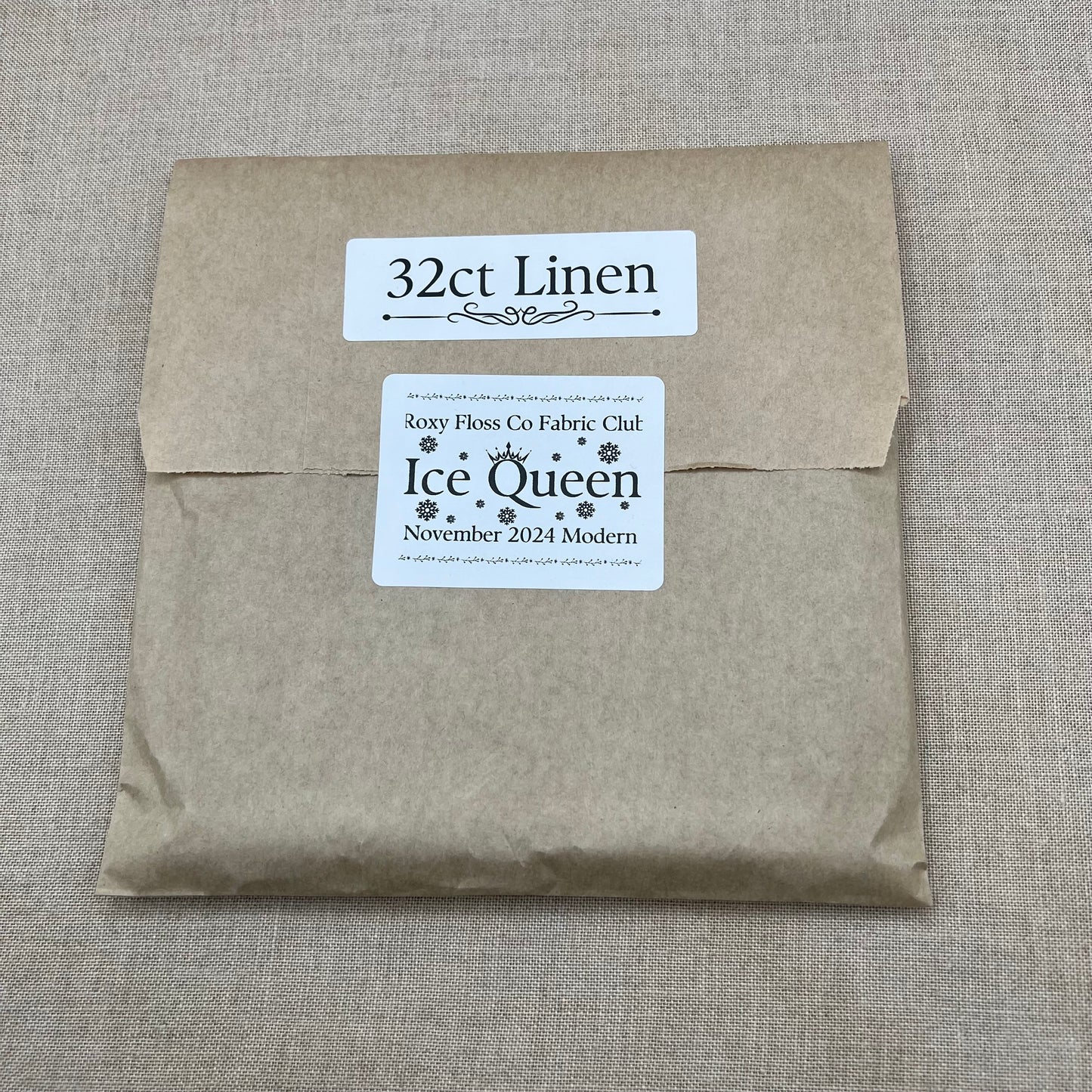 Roxy Floss Co Aida, Evenweave & Linen - Ice Queen - Modern
