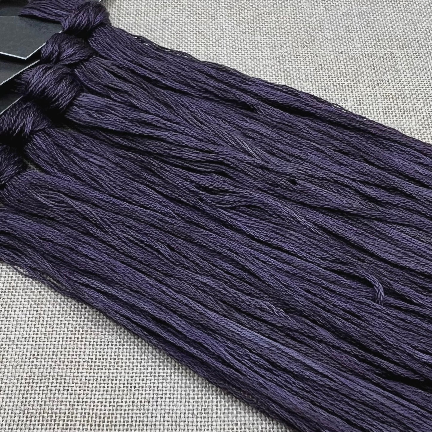 Roxy Floss Collection 8yd Elderberry