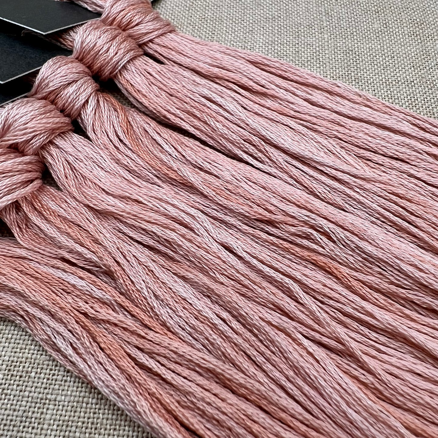 Roxy Floss Collection 8yd Piglet