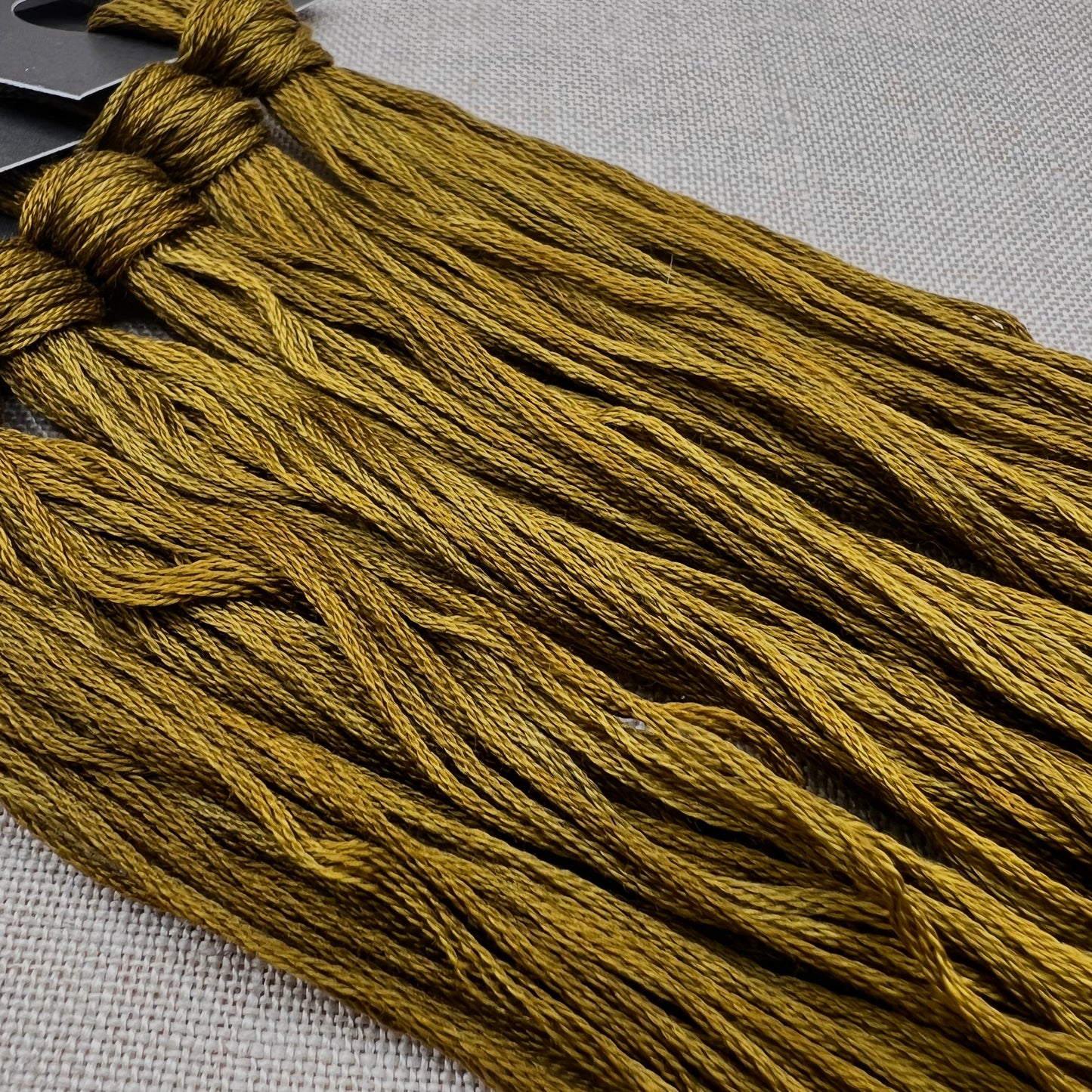 Roxy Floss Collection 8yd Whole Grain