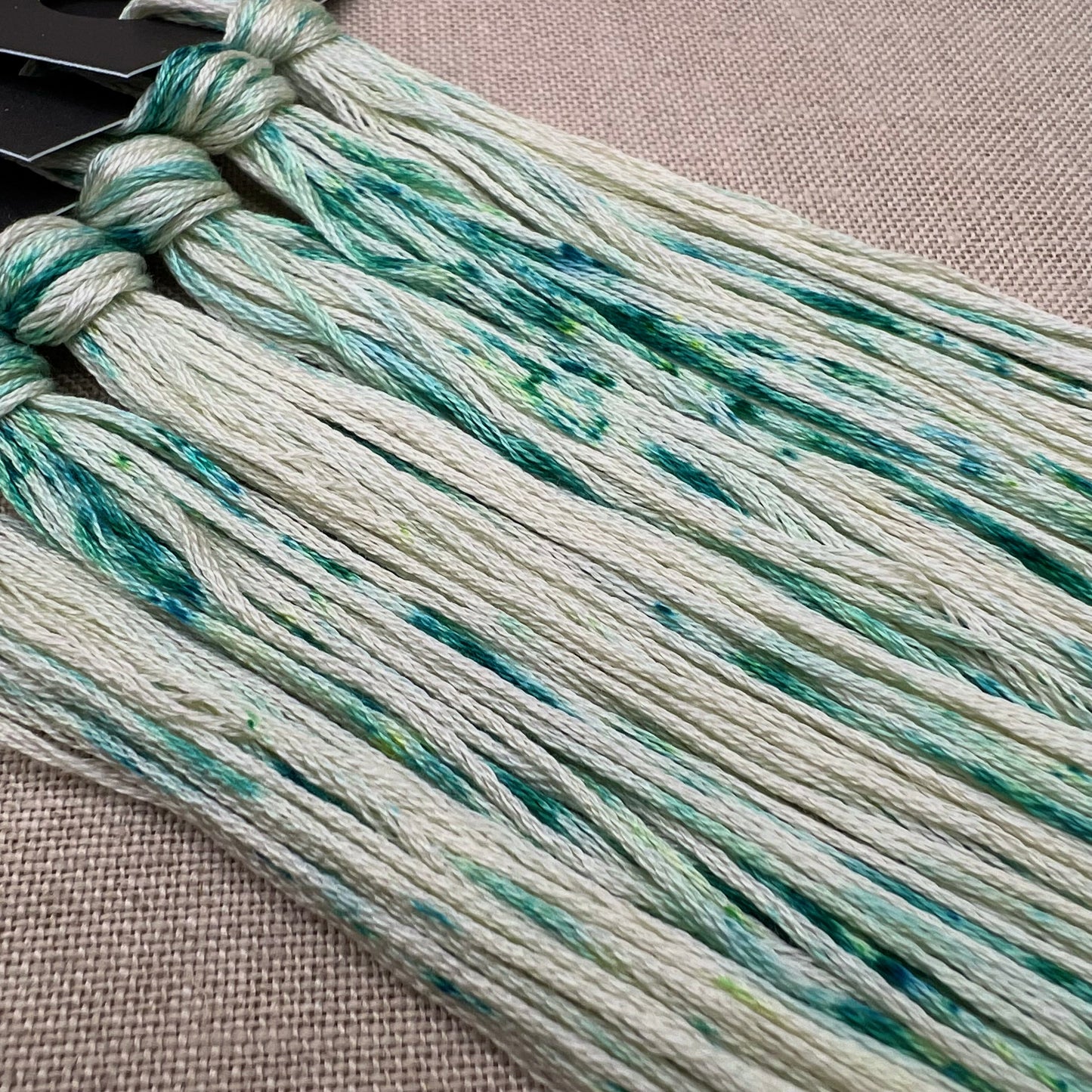 Roxy Floss Collection 8yd Gum & Gumber OOAK