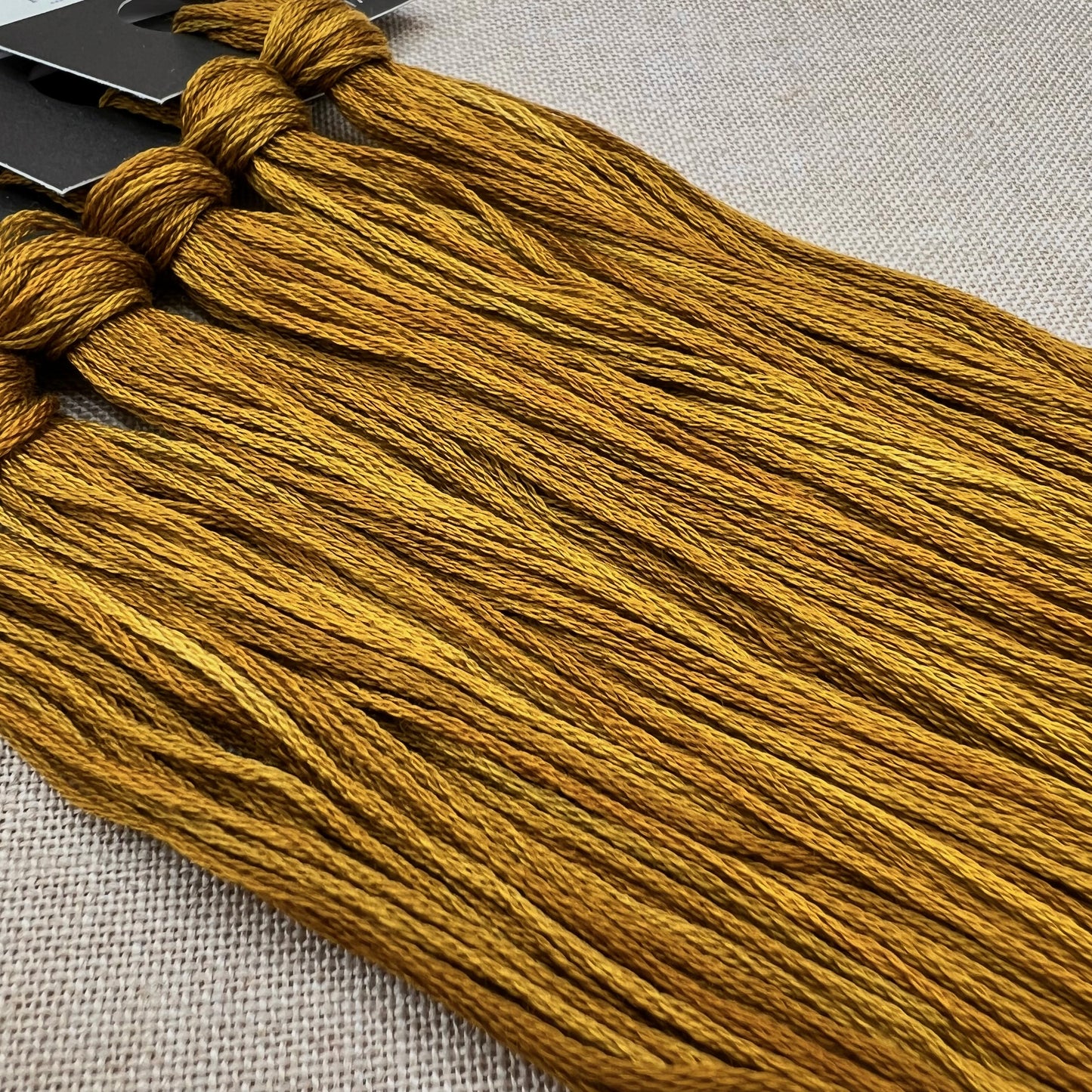 Roxy Floss Collection 8yd Mustardseed