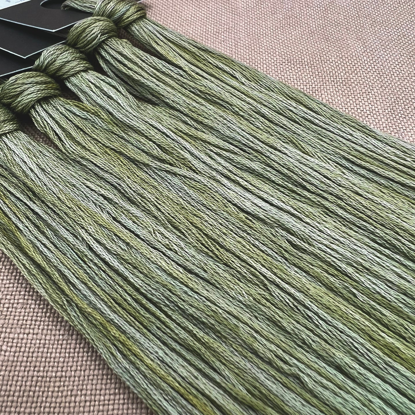 Roxy Floss Collection 8yd Arugula