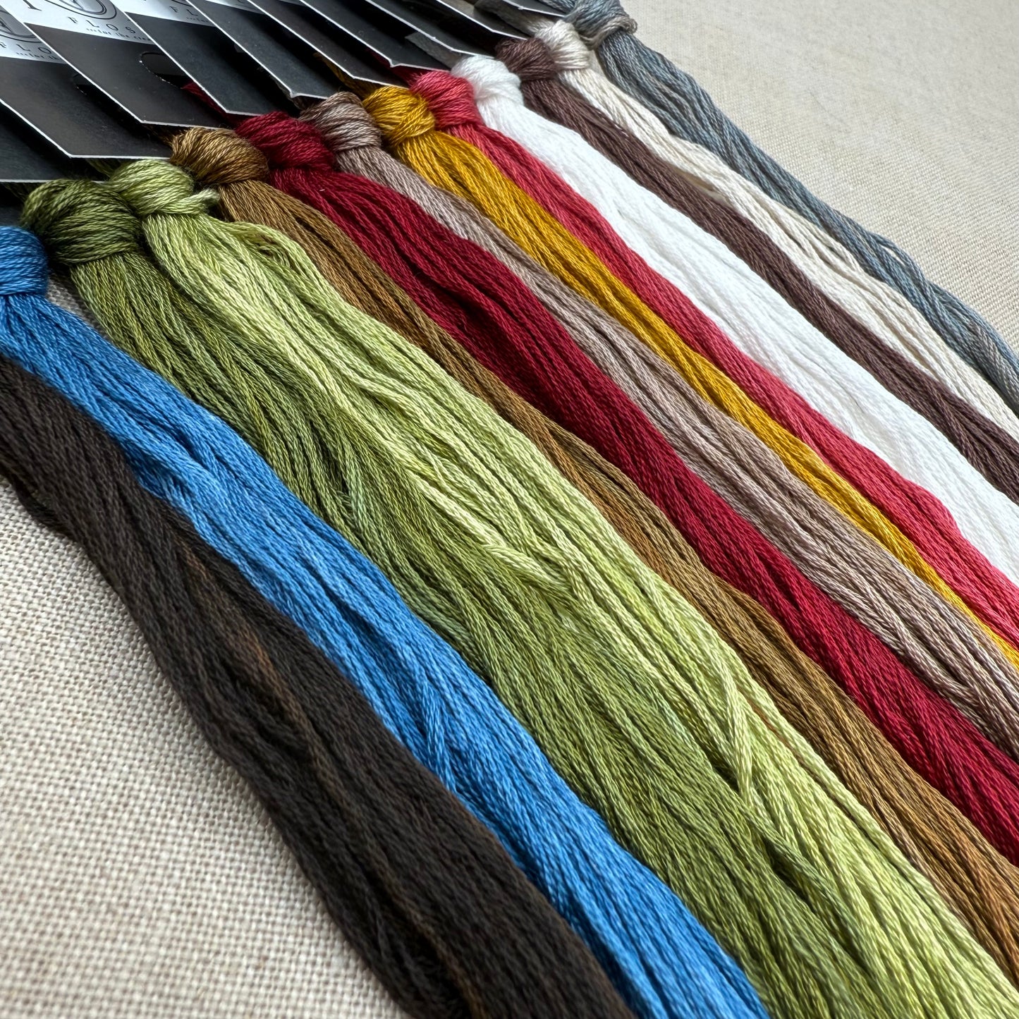 Maximum Cross Stitch - A Fine Cat Indeed - Booklet Chart and/or Roxy Floss Pack