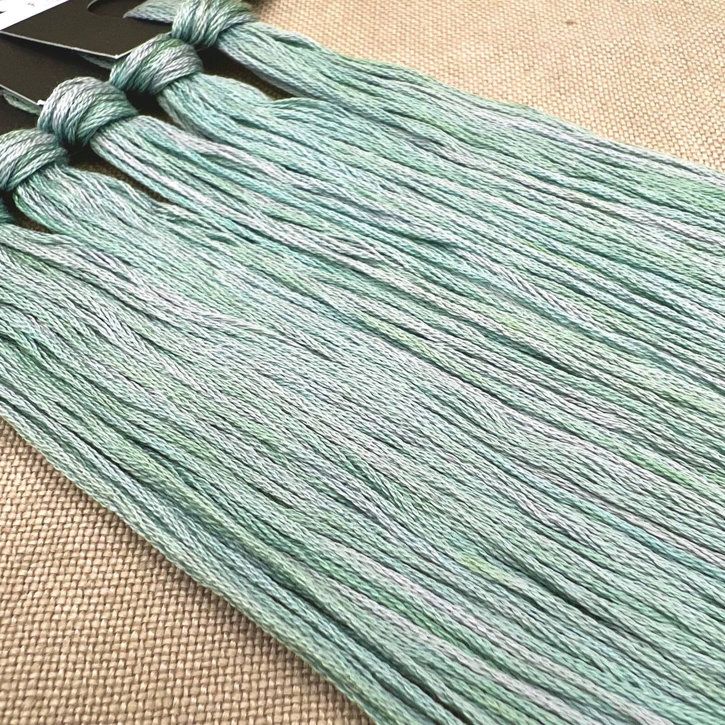 Roxy Floss Collection 8yd Cool Breeze