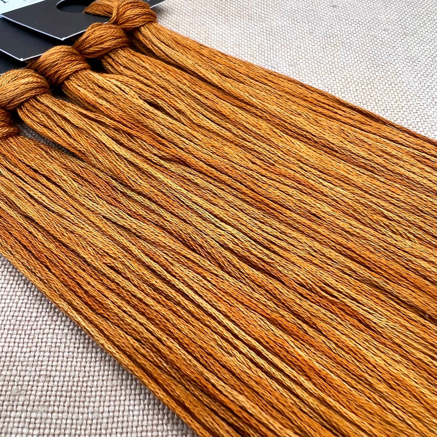 Roxy Floss Collection 8yd Fireside