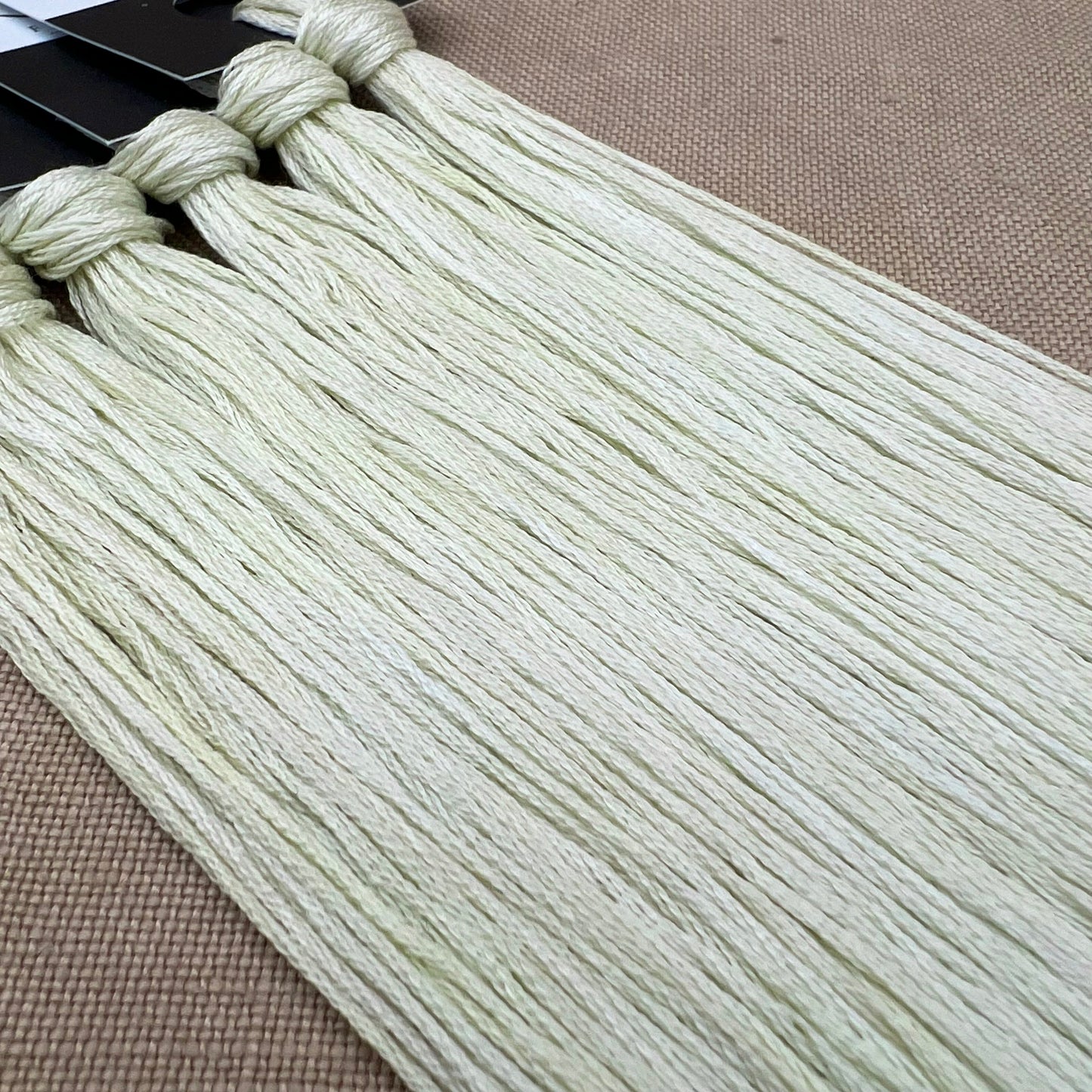 Roxy Floss Collection 8yd Fresh Air