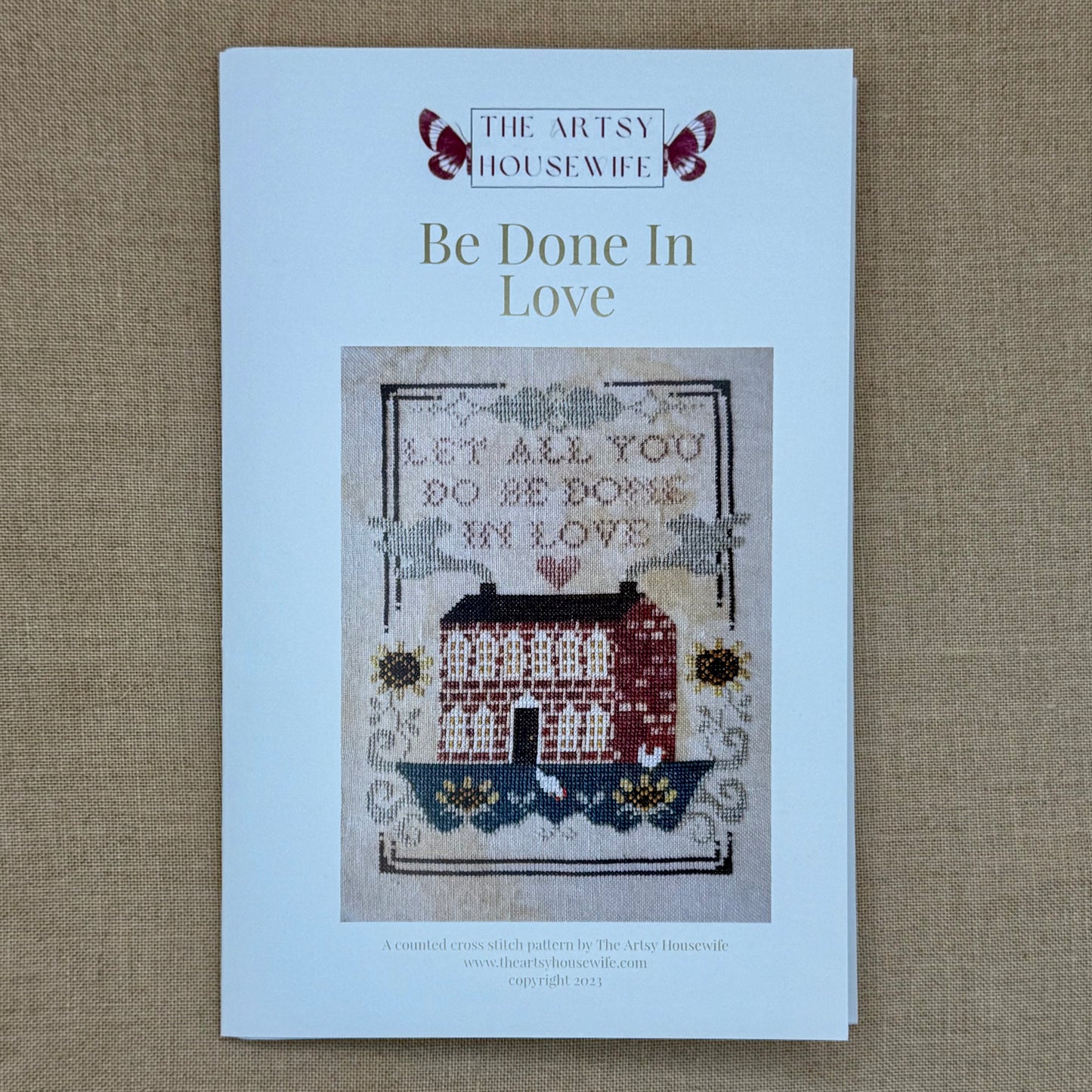 The Artsy Housewife - Be Done In Love - Chart and/or Roxy Floss Conversion