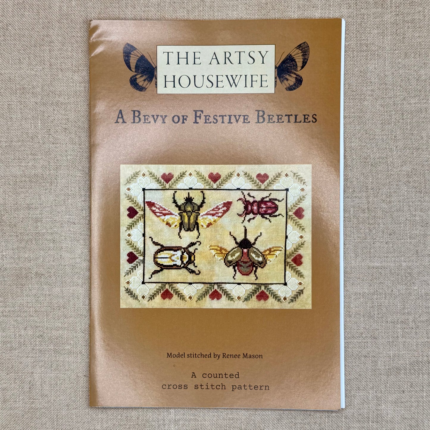 The Artsy Housewife - A Bevy of Festive Beetles - Chart and/or Roxy Floss Conversion