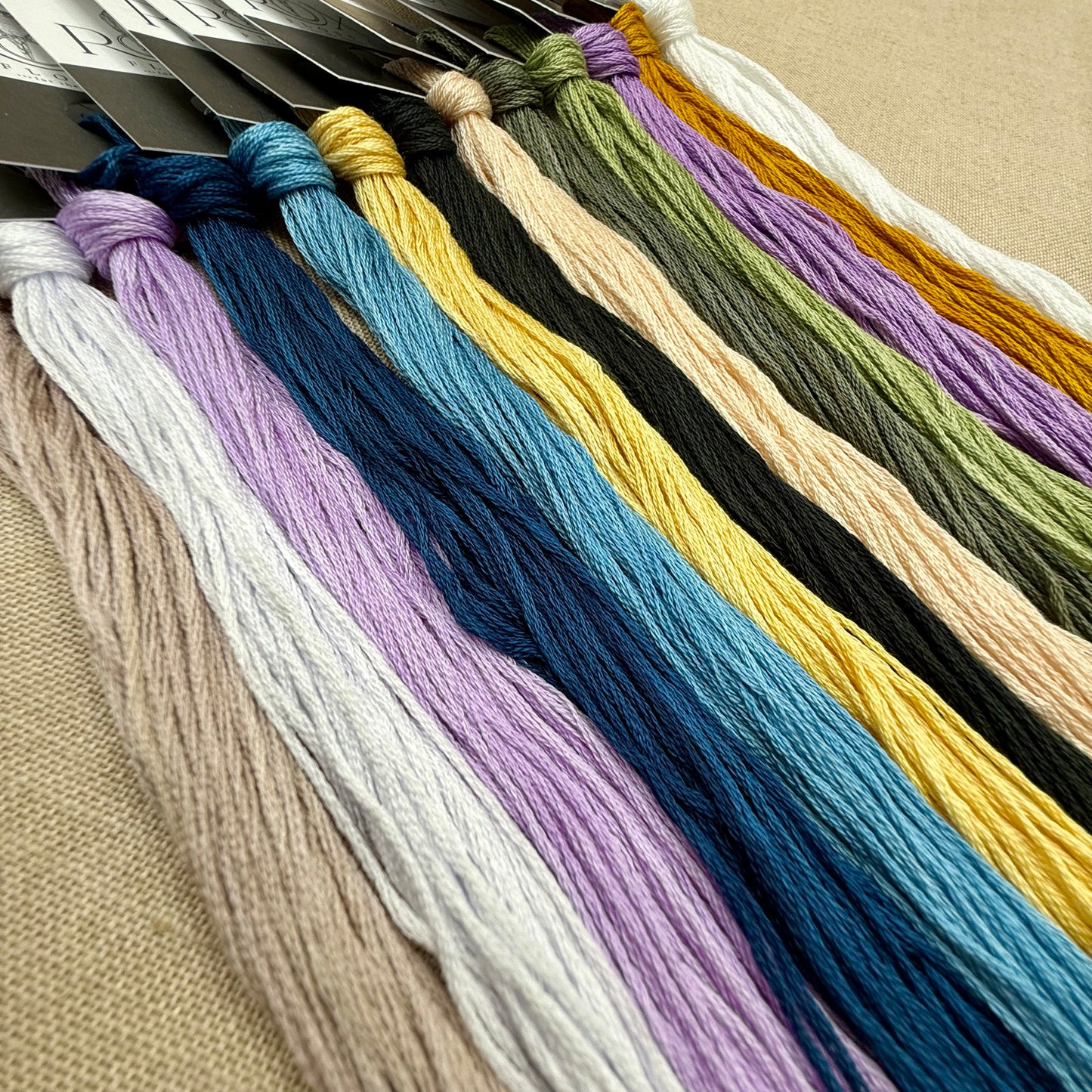 Diana Bloom Designs - Morning Walk Bouquet - Chart IH and/or Roxy Floss