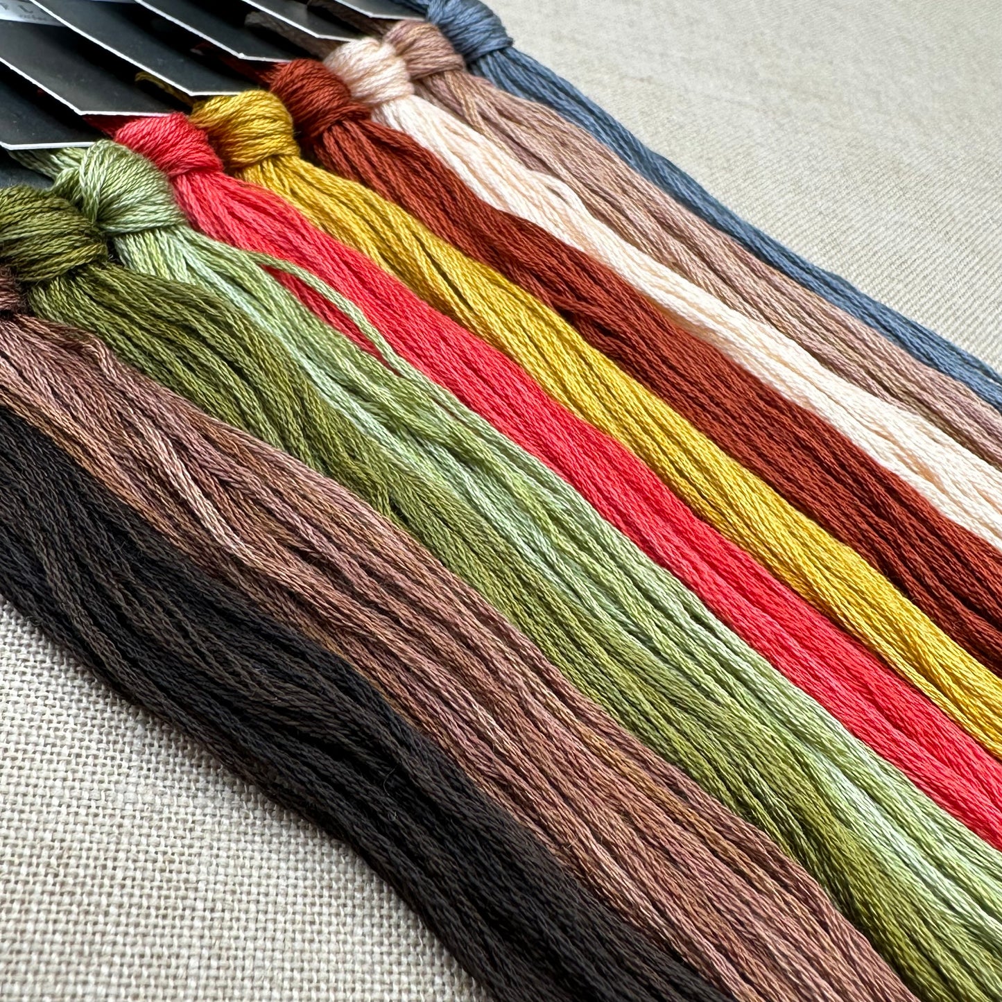 The Artsy Housewife - Boom - Chart and/or Roxy Floss Conversion