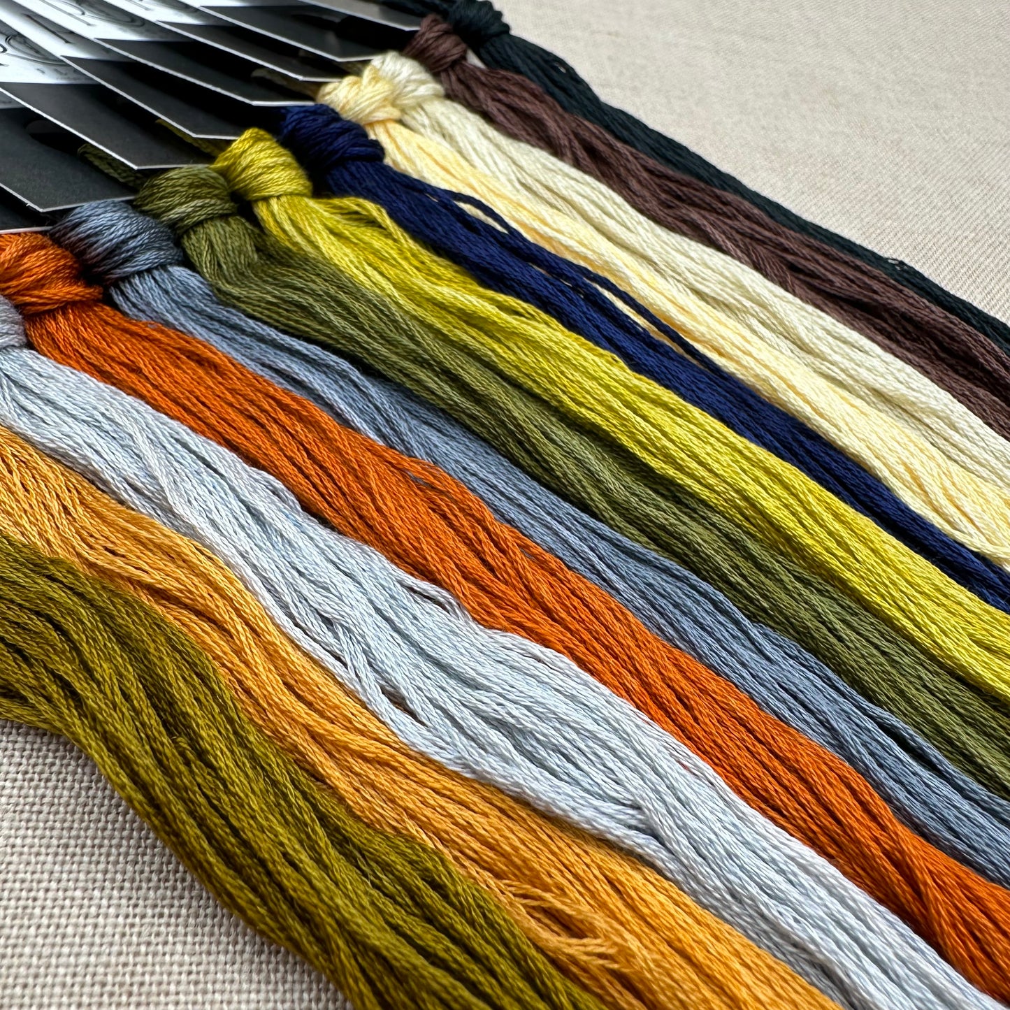 The Artsy Housewife - October Blooms - Chart and/or Roxy Floss Conversion