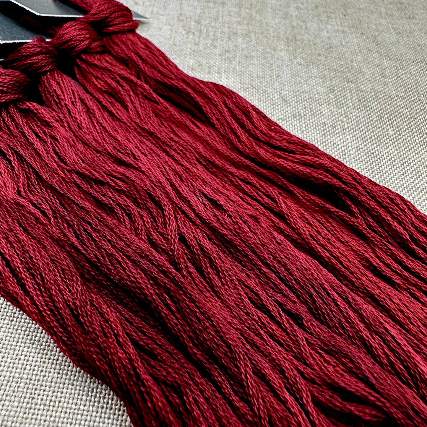 Roxy Floss Collection 8yd Sommelier