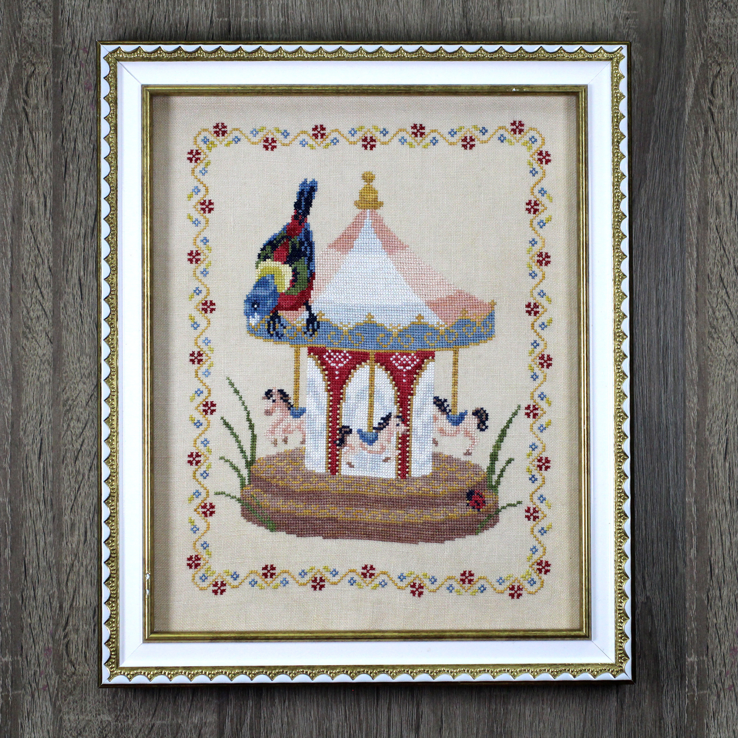 Diana Bloom Designs - The Curious Carousel - Chart IH and/or Roxy Floss