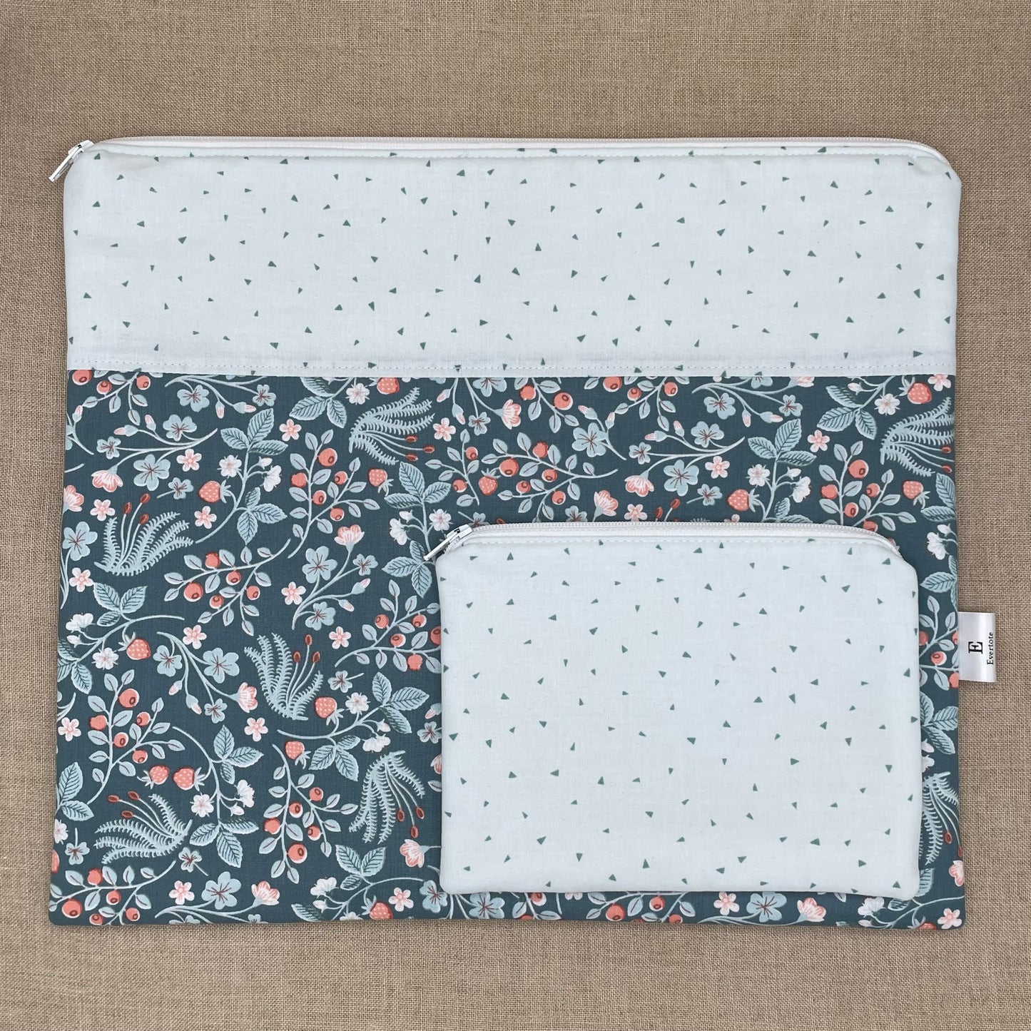 Berry Picking - Project Bag with Coordinating Notions Pouch