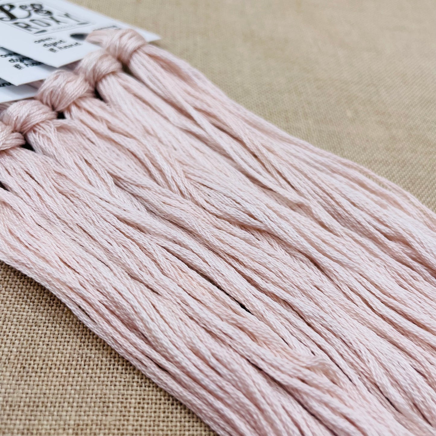 Roxy Floss Collection 8yd Bubbly