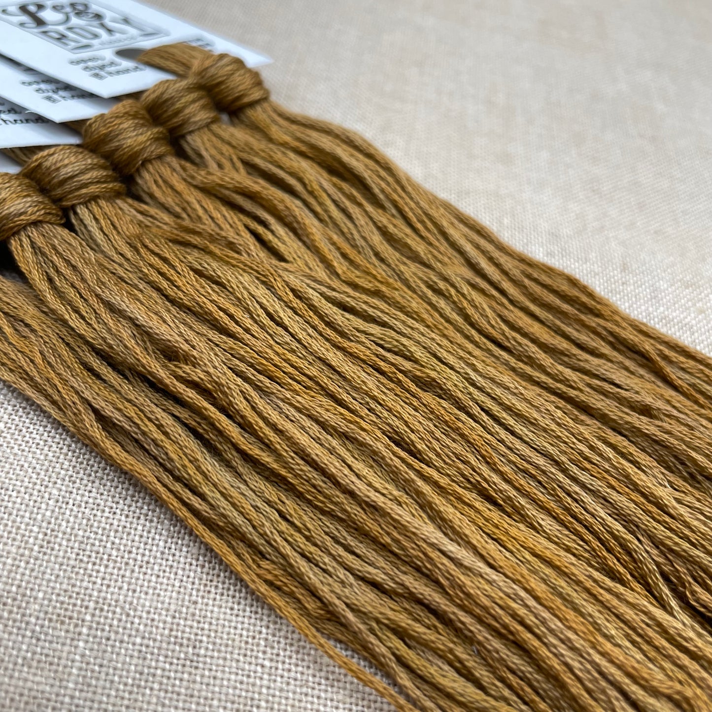 Roxy Floss Collection 8yd Caramel