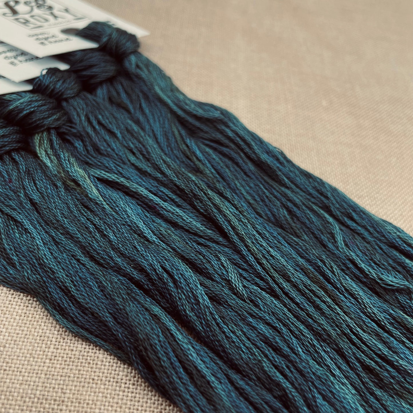 Roxy Floss Collection 8yd Jungle Nights