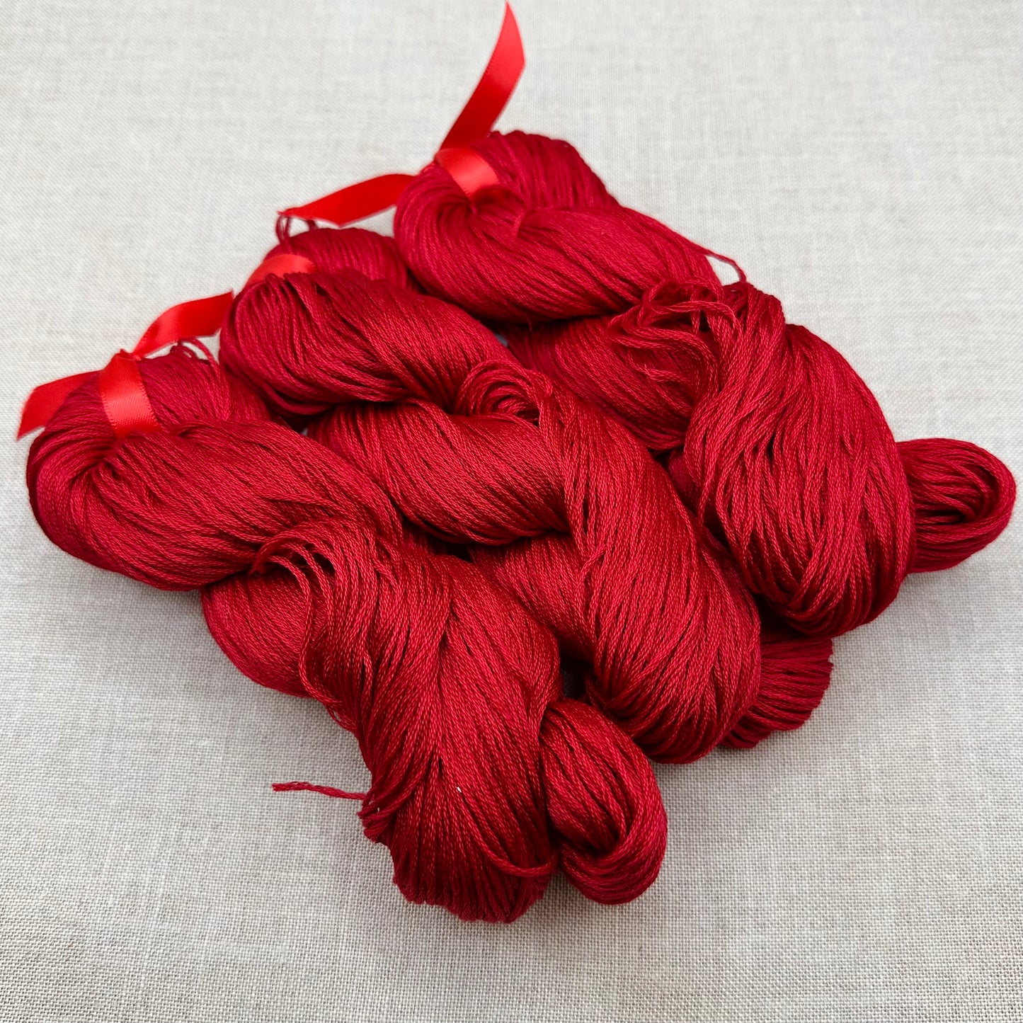 Roxy Floss Collection MINI HANK (approx. 192 yds) - Lucille