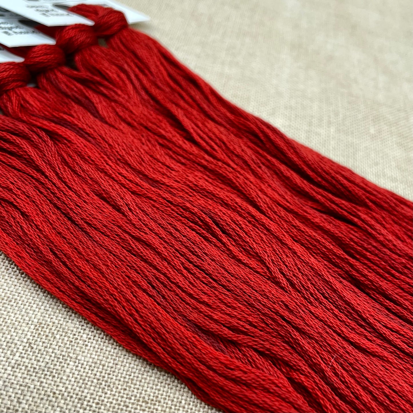Roxy Floss Collection 8yd Molly