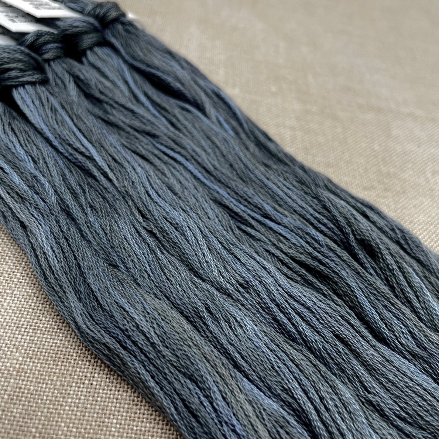 Roxy Floss Collection 8yd Pebble Beach