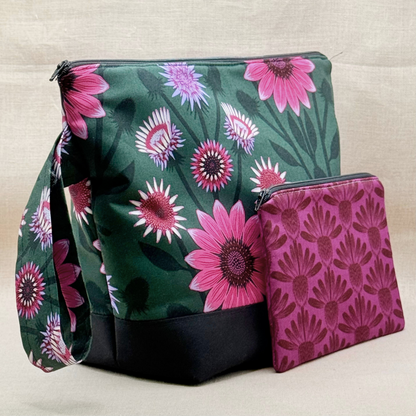 Bright Blooms (Sampler September 2025) - Project Bag with Coordinating Notions Pouch
