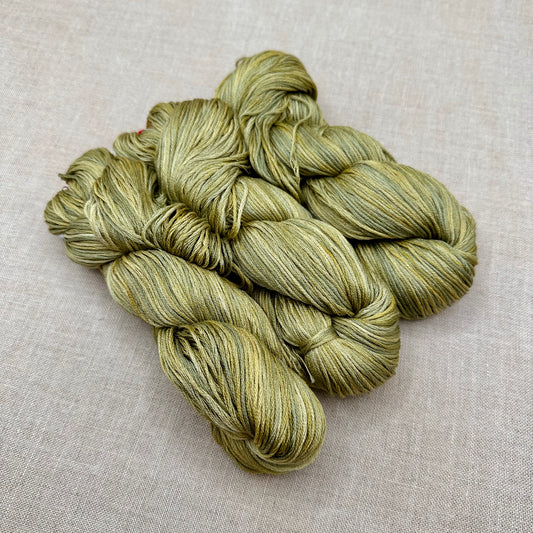 Roxy Floss Collection MINI HANK (approx. 192 yds) - Bok Choy OOAK