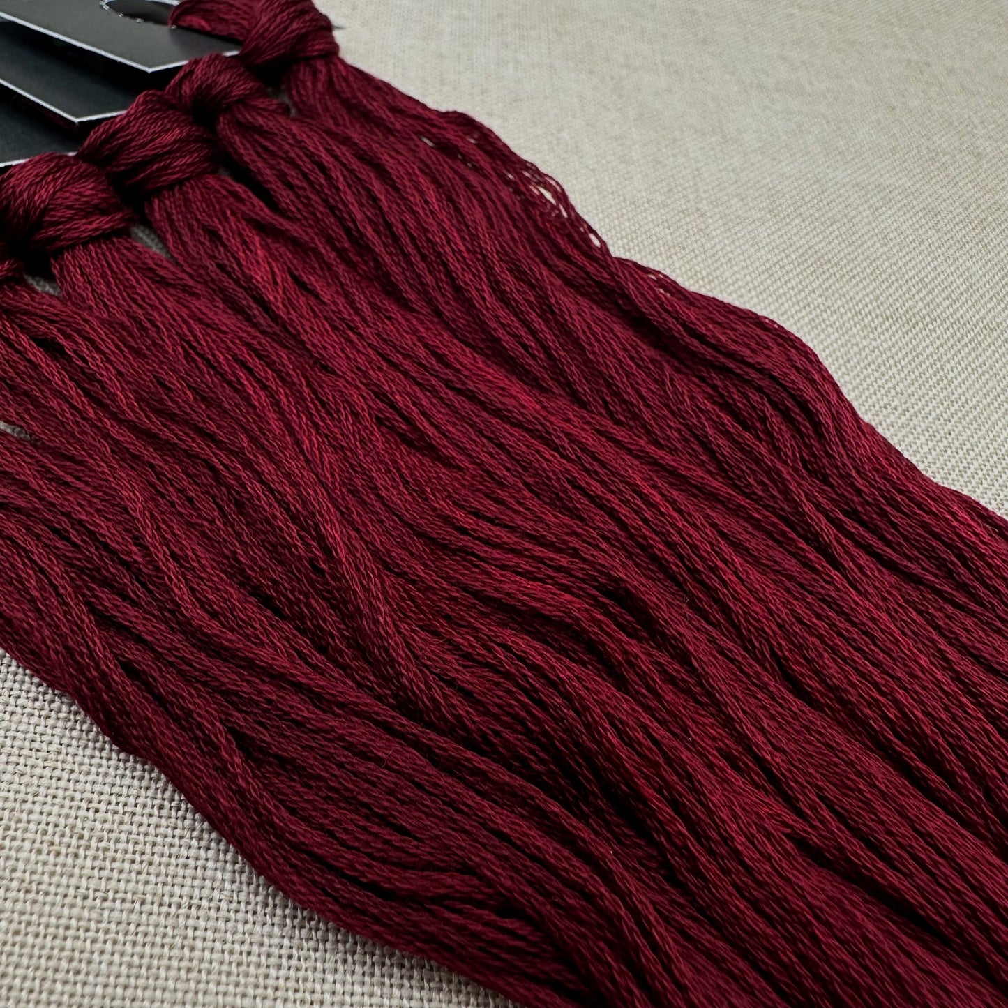 Roxy Floss Collection 8yd Cabernet
