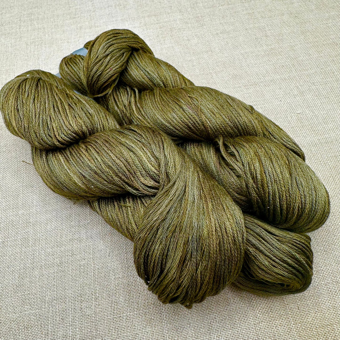 Roxy Floss Collection MINI HANK (approx. 192 yds) - Dirty Martini