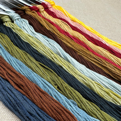 Maximum Cross Stitch - The Honey Thief - Booklet Chart and/or Roxy Floss Pack