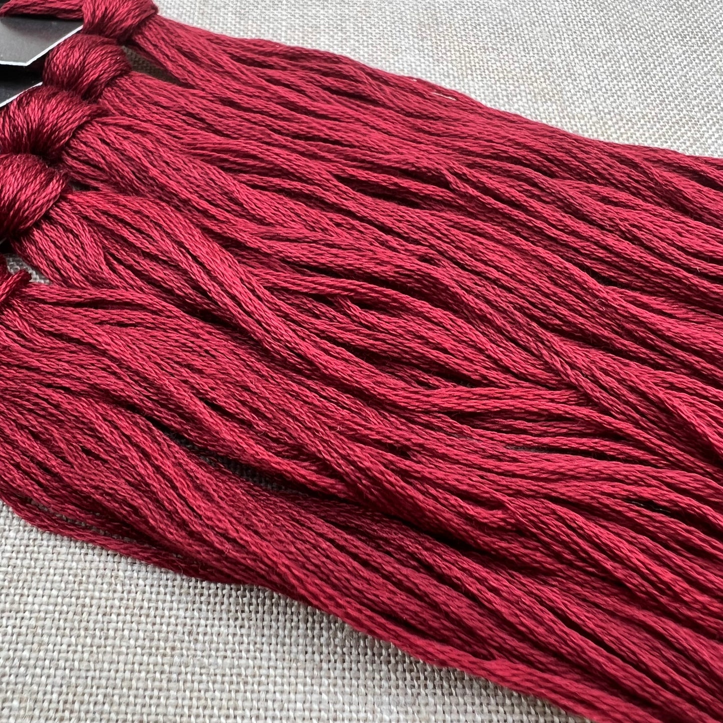 Roxy Floss Collection 8yd Falu Red