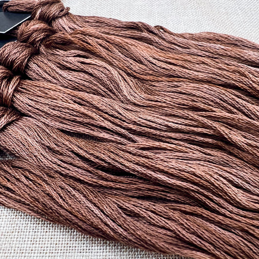 Roxy Floss Collection 8yd Cinnamon