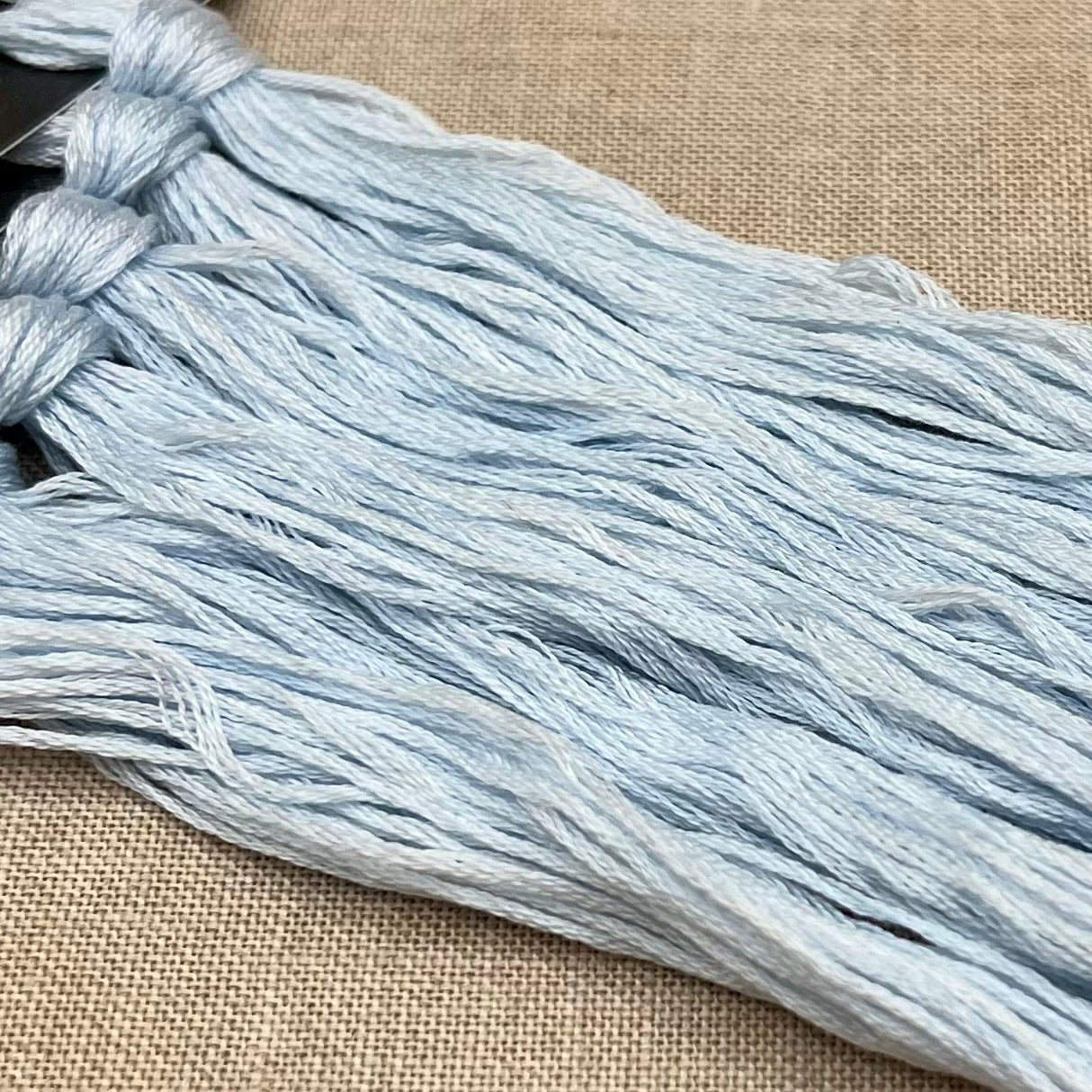 Roxy Floss Collection 8yd Polar Ice