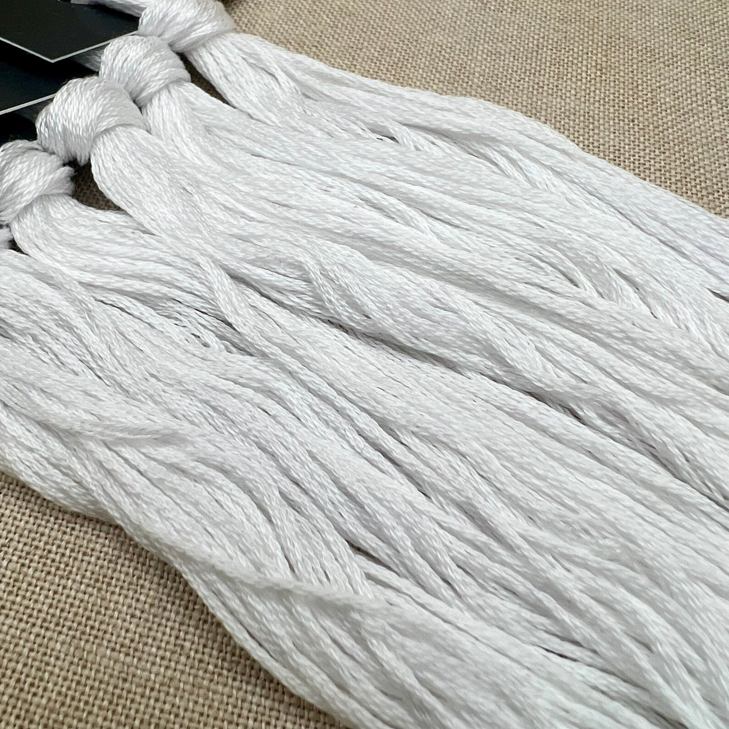 Roxy Floss Collection 8yd Snowy Owl