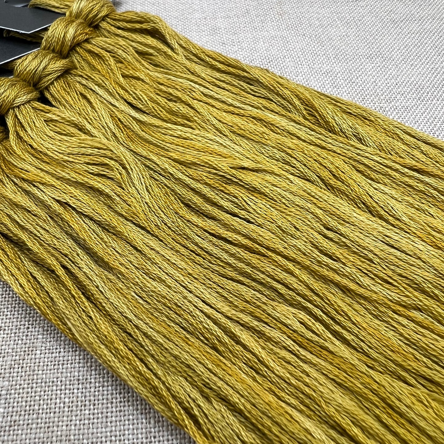 Roxy Floss Collection 8yd Honey Mustard