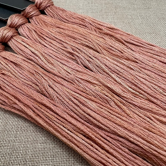 Roxy Floss Collection 8yd Morganite