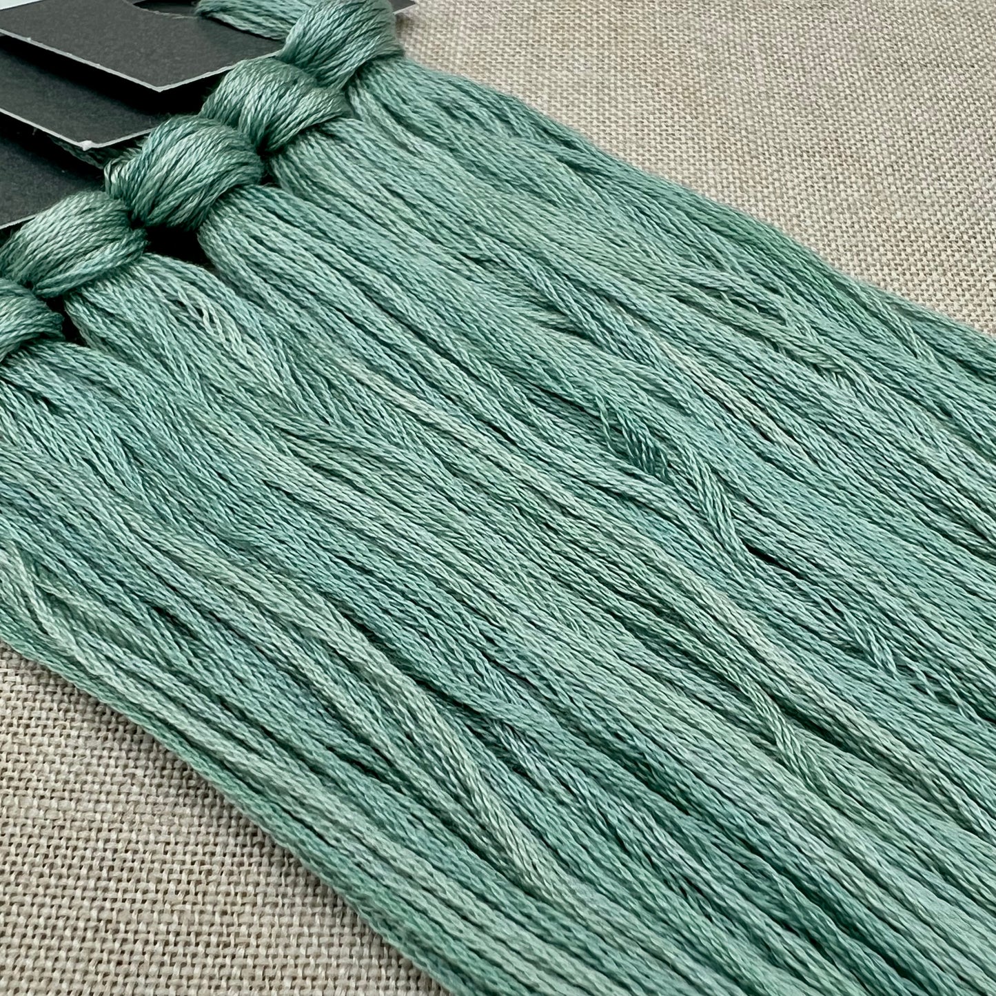 Roxy Floss Collection 8yd Teal of Fortune