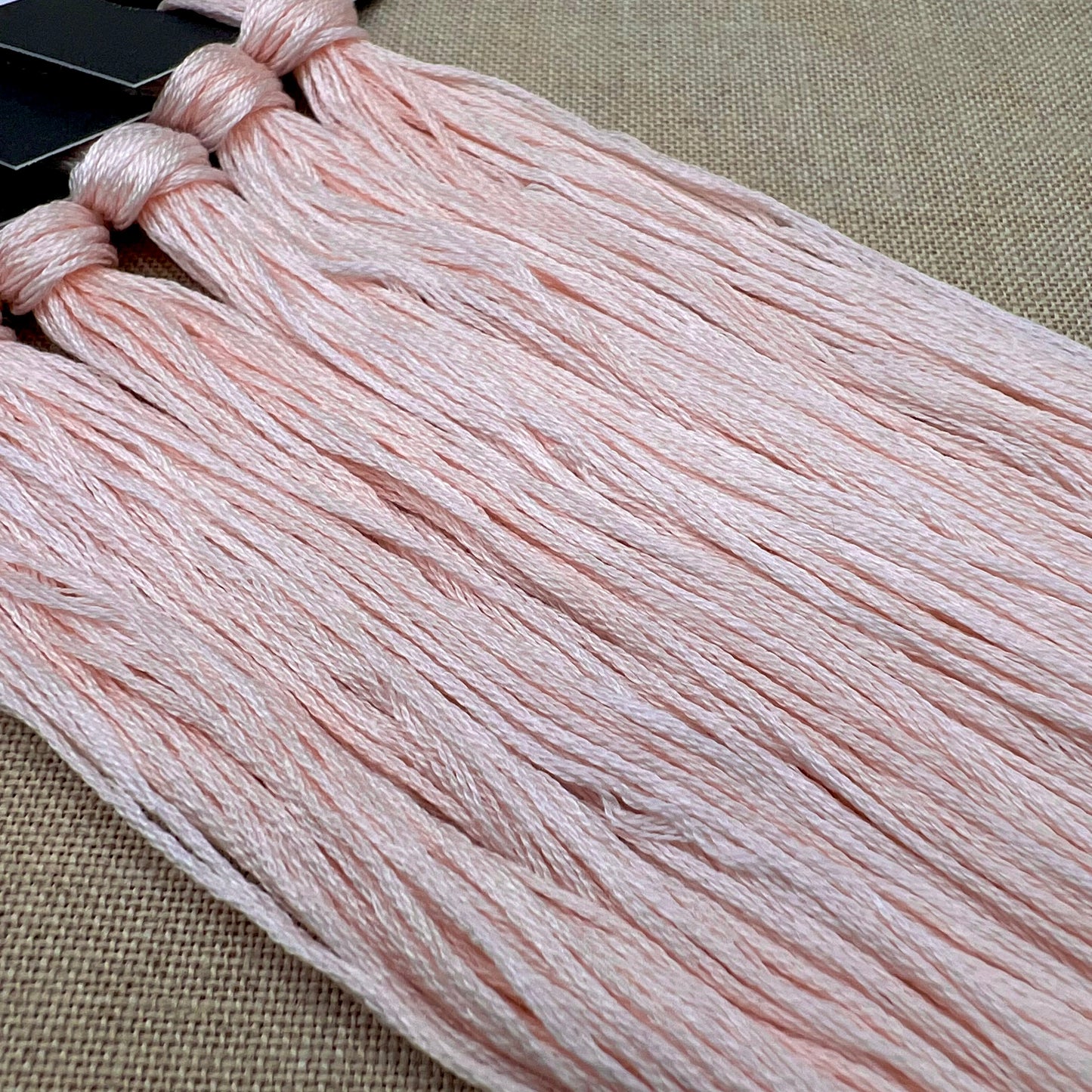 Roxy Floss Collection 8yd Pinky Promise