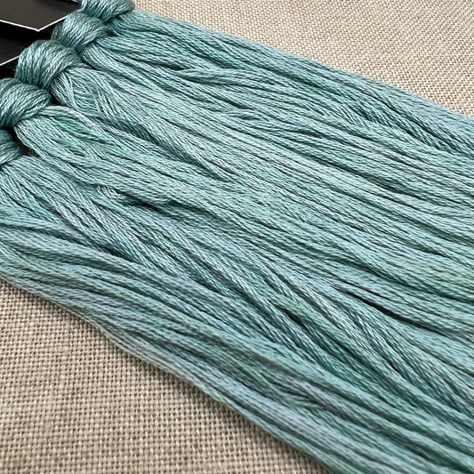 Roxy Floss Collection 8yd Cool Breeze