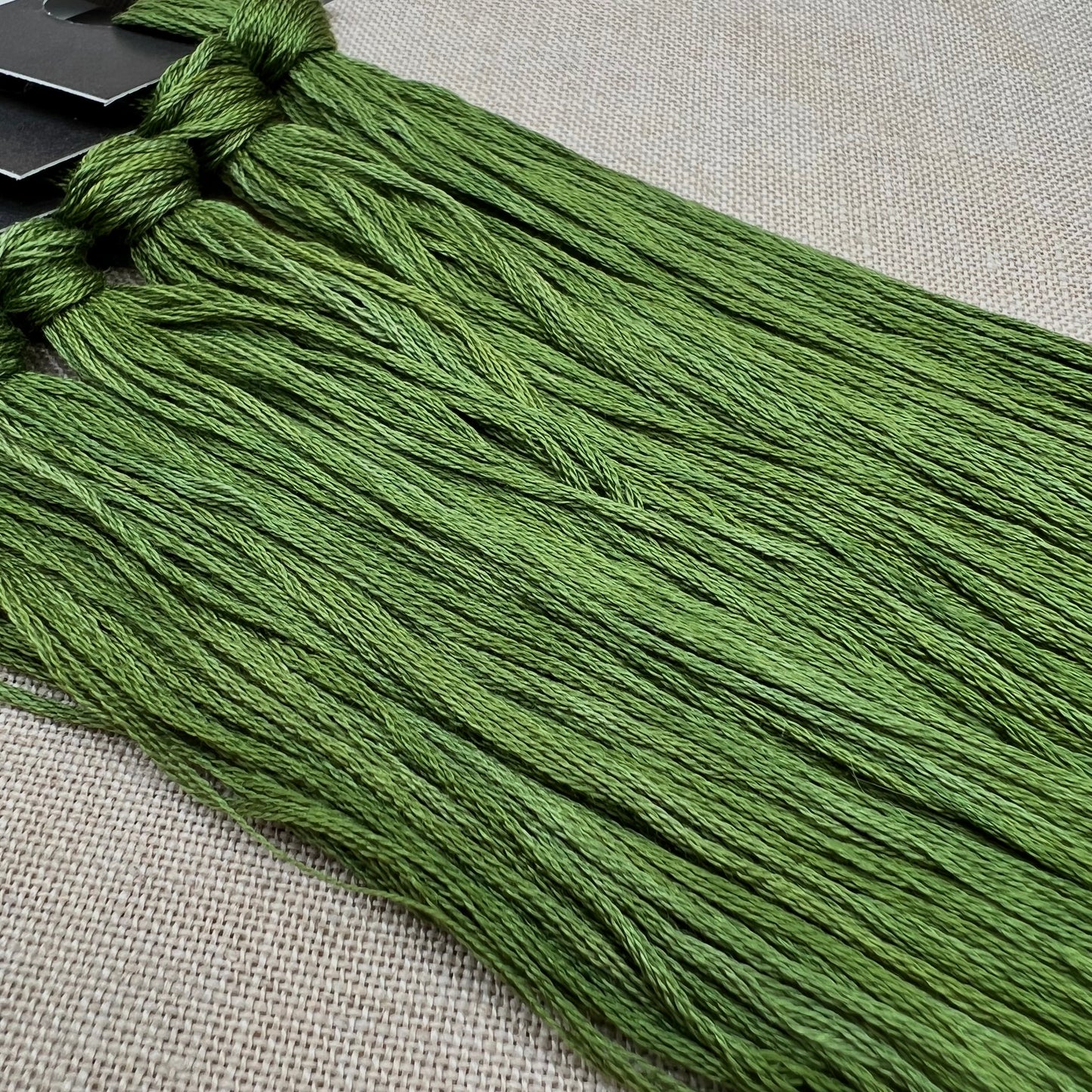Roxy Floss Collection 8yd New Leaf