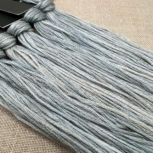 Roxy Floss Collection 8yd Pewter