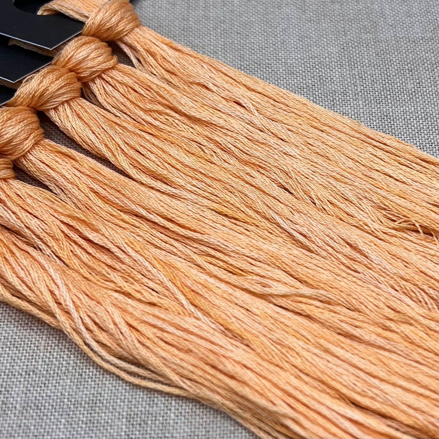 Roxy Floss Collection 8yd Belladonna