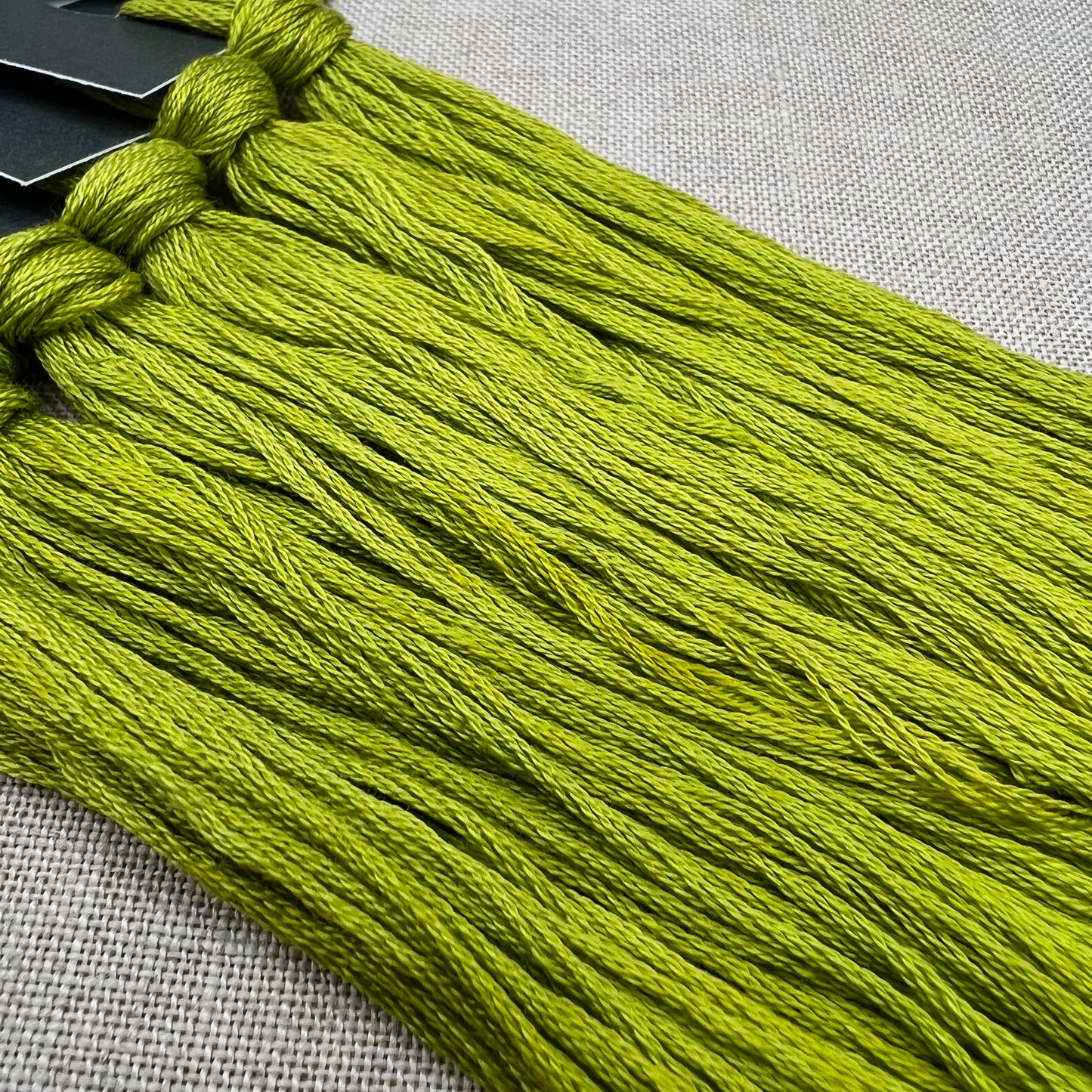 Roxy Floss Collection 8yd Grouchy