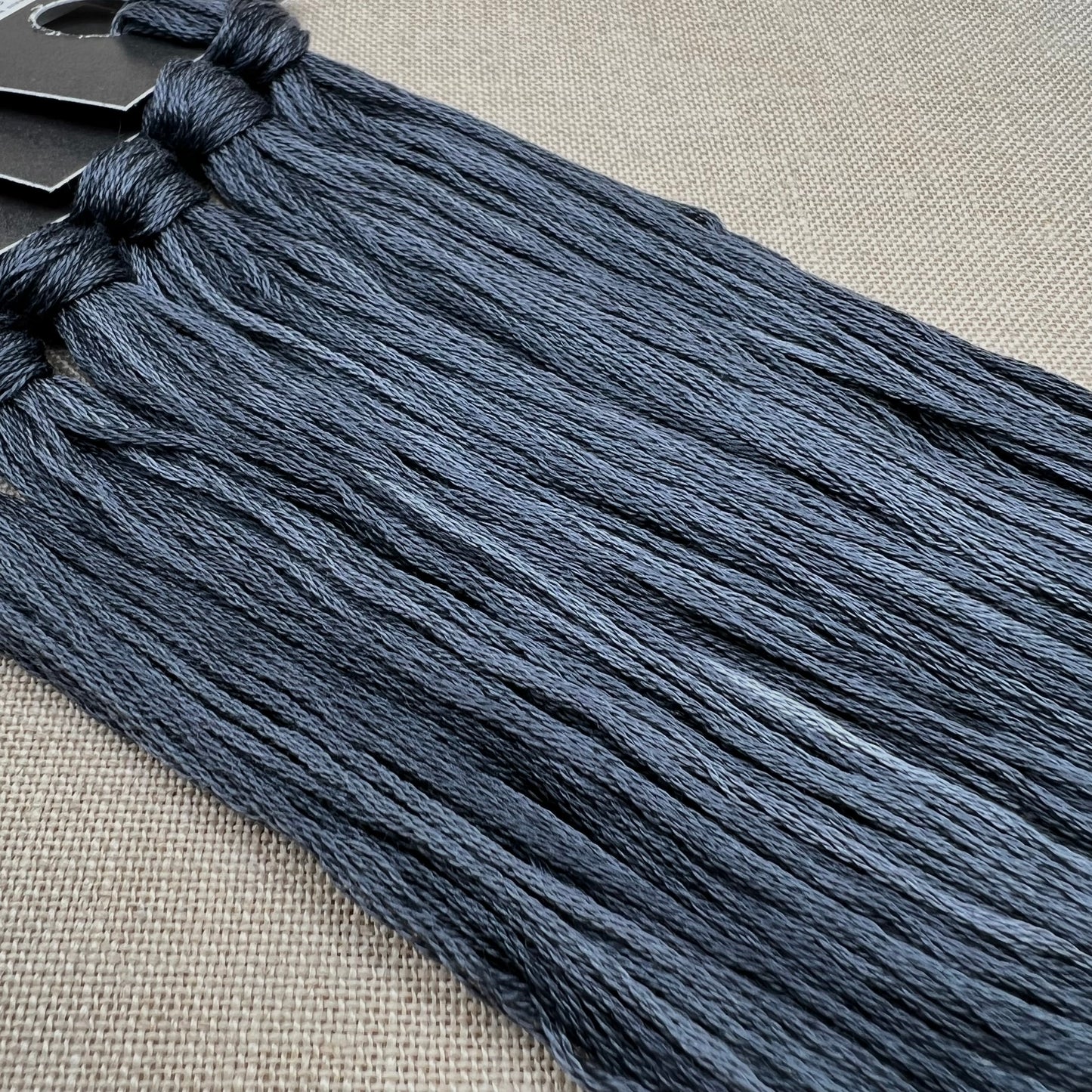 Roxy Floss Collection 8yd Lead It Be