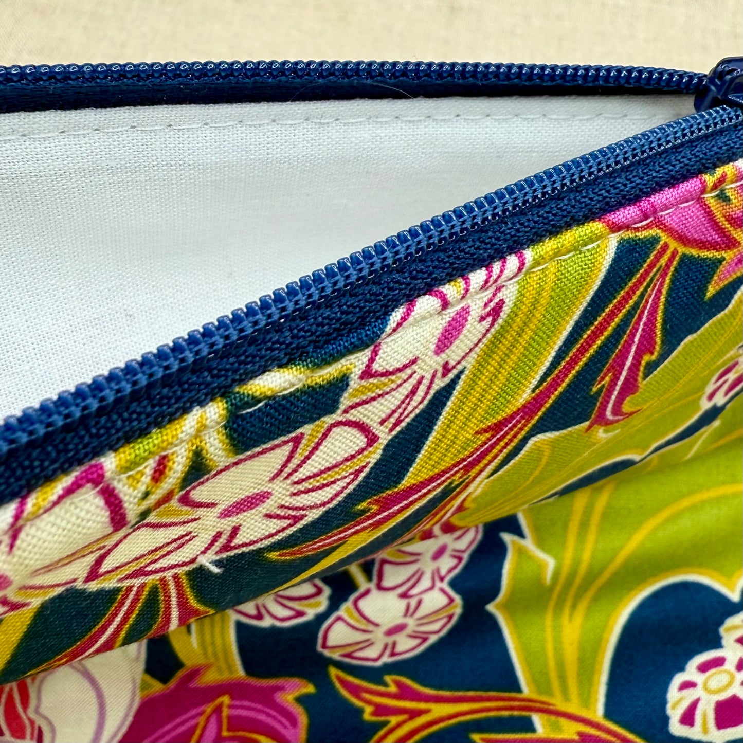 Late Bloomers - Project Bag with Coordinating Notions Pouch