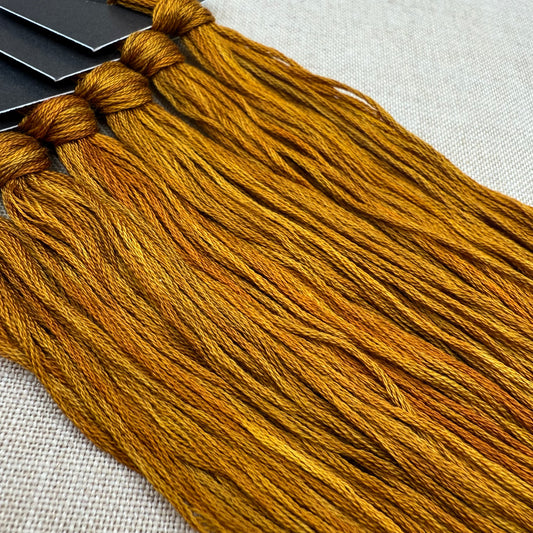 Roxy Floss Collection 8yd Gold Lang Syne