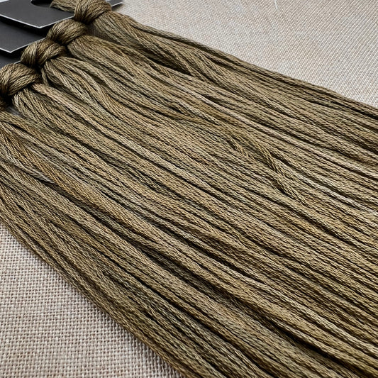 Roxy Floss Collection 8yd Tea Time